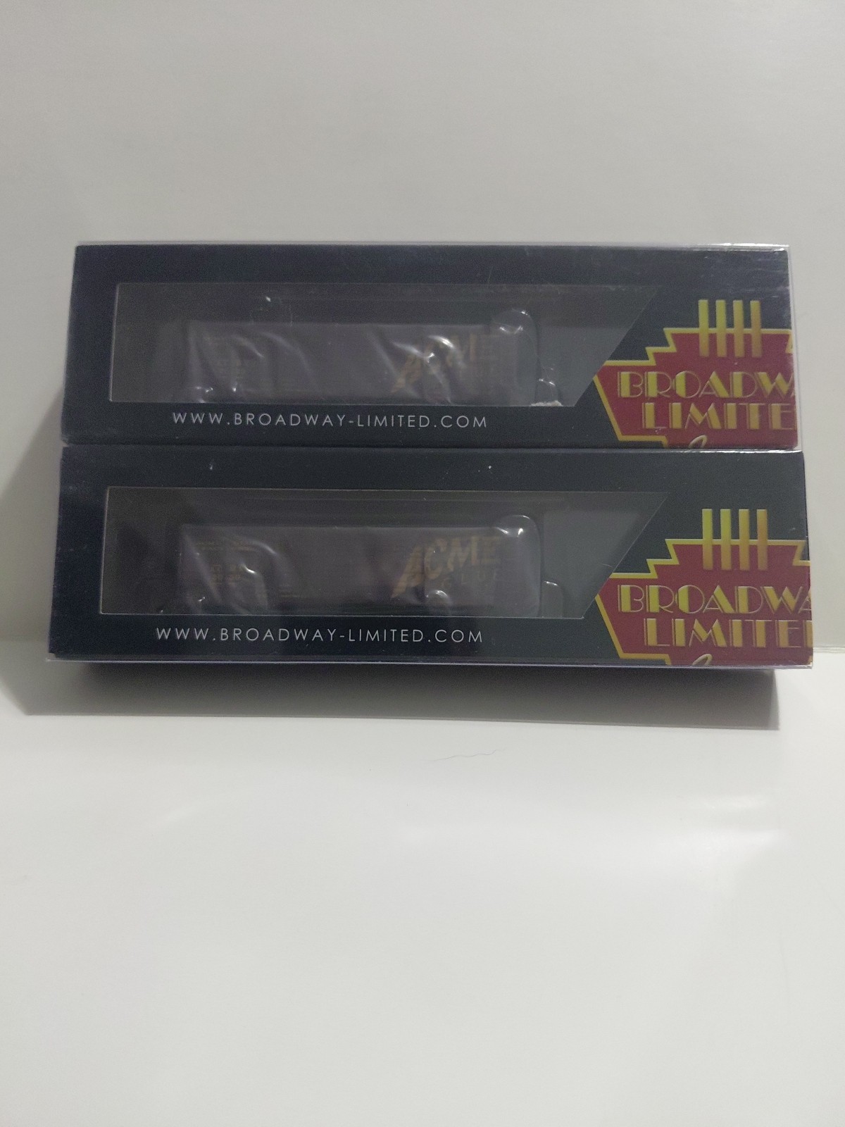 40' Wood Stock Car Acme Glue 2 Pack No Sound