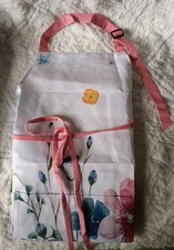 New Floral Beautiful Long Apron One Size With front Pockets