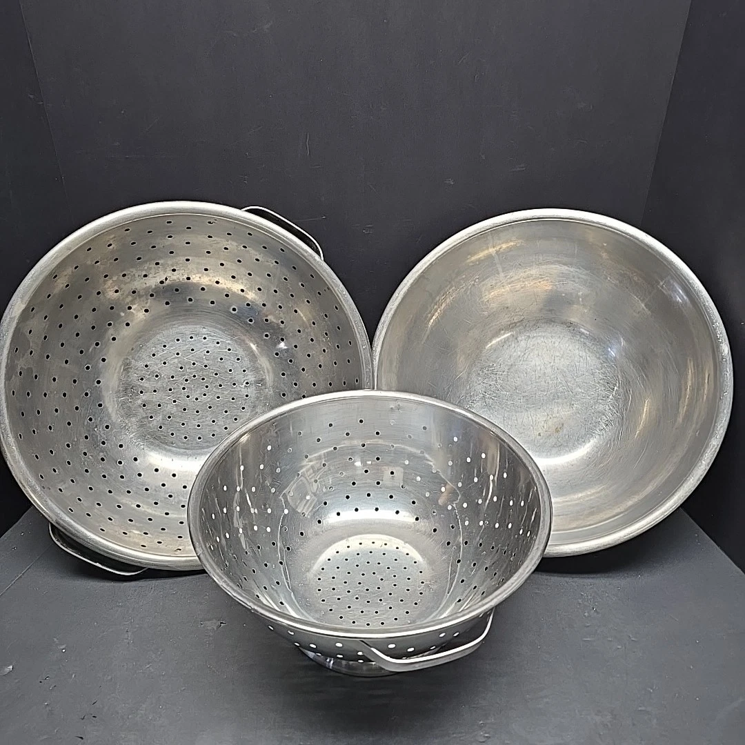 VTG Vollrath Stainless Steel Colander Bowl Set 3 Pcs 11” 13” Korea Commercial
Opens in a new window 