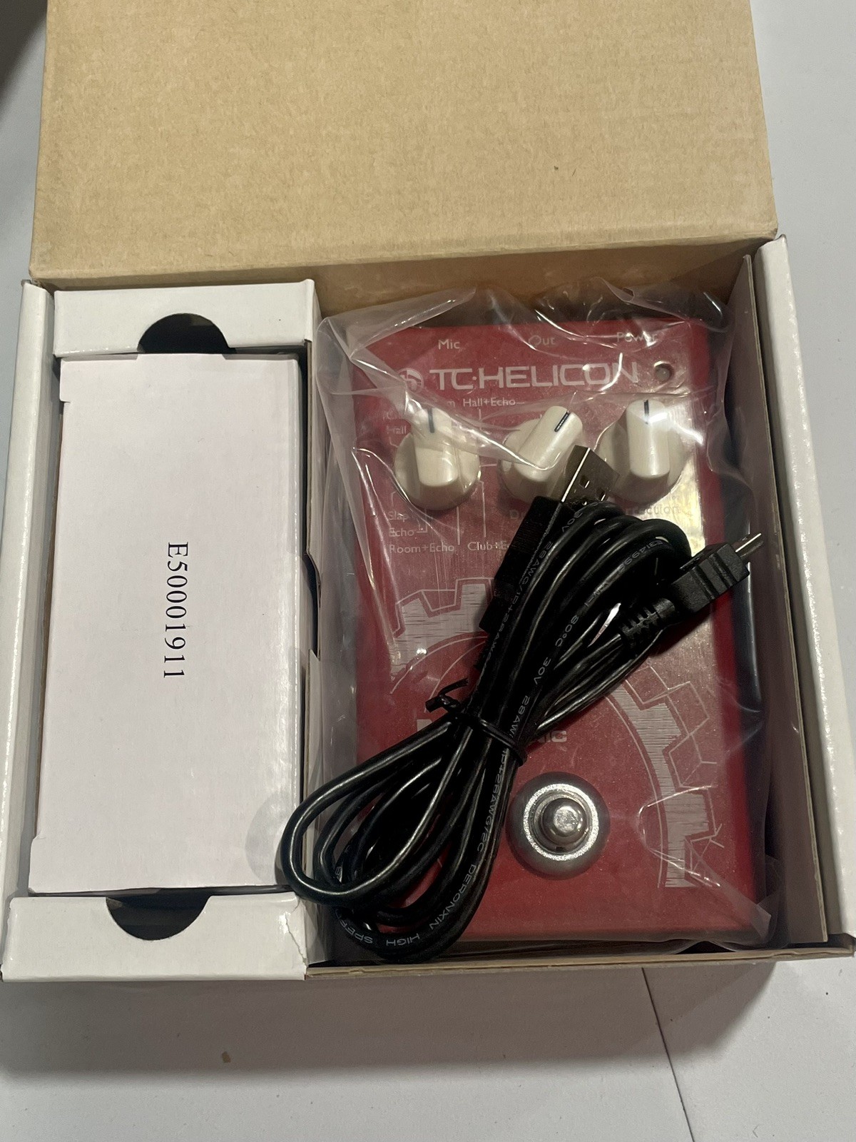 TC-Helicon Mic Mechanic Vocal Effects Pedal