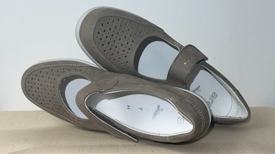 ara Damenschuh mit Klettschnalle; beige/weiße Sohle; Gr: 7/ 40,5-41; 1x getragen