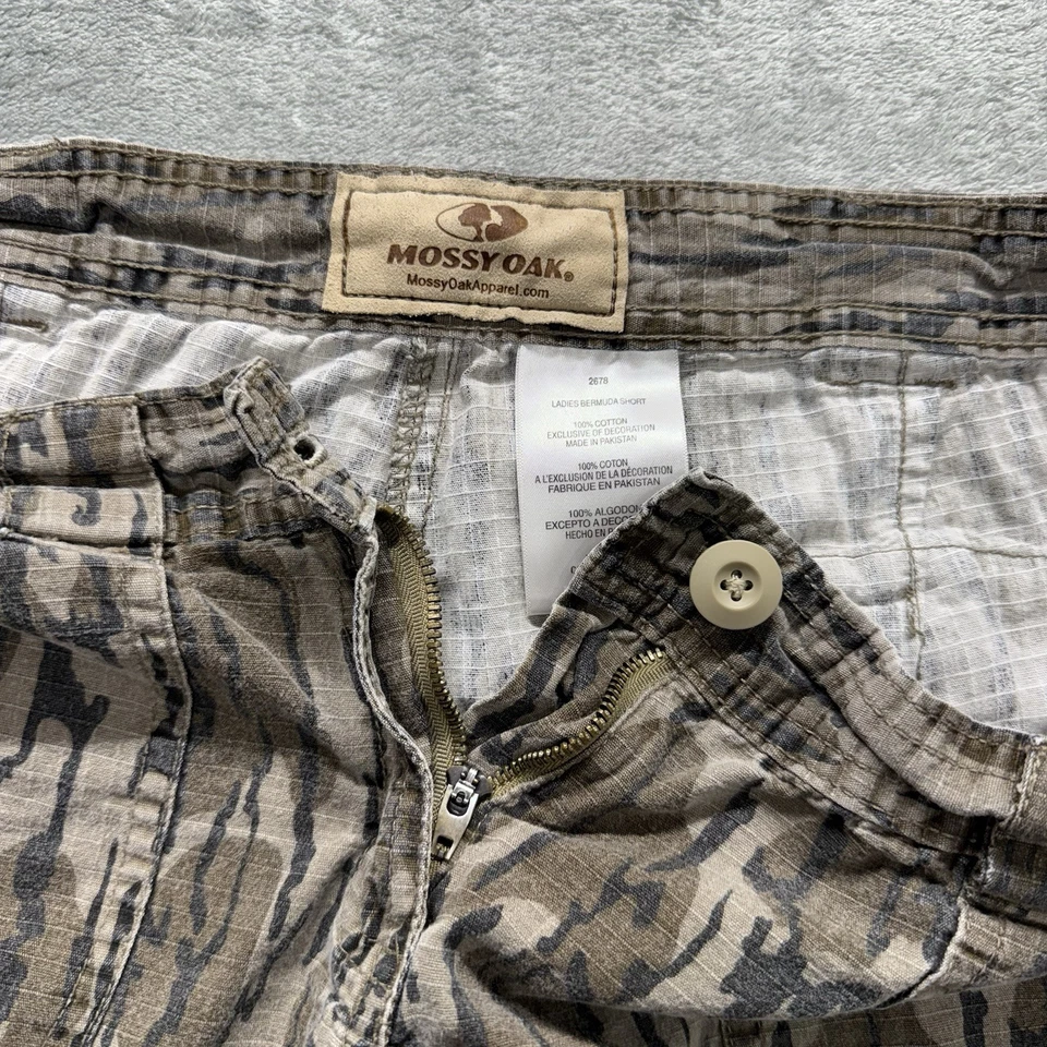 mossy oak camo real tree womens short size 8 - Image 4 of 4
