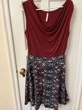 Gilli Knit Scoop Neck Mixed Media Knee Length Casual Dress Large