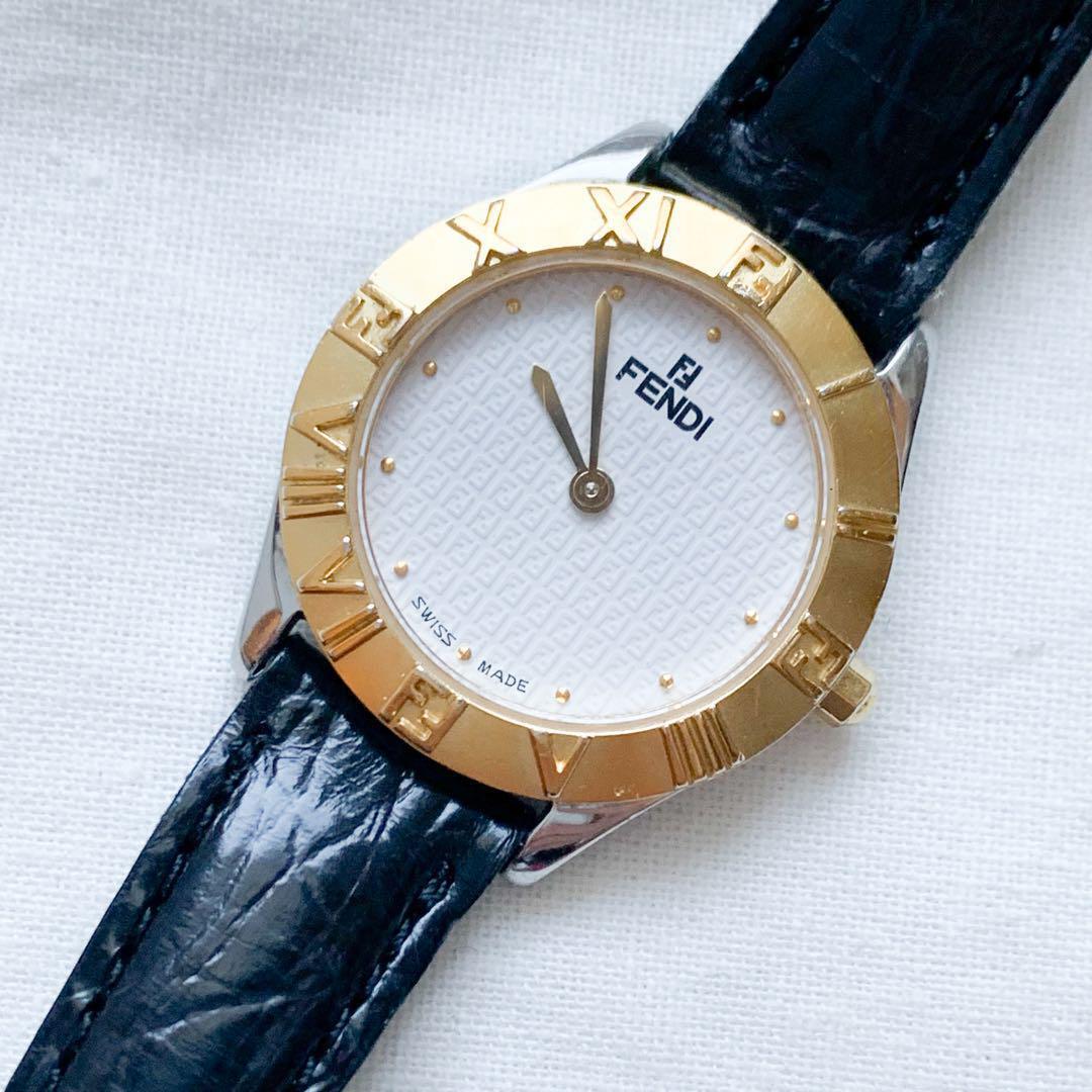 Fendi Zucca-patterned Dial FF Logo 2000L Quartz Watch Women Fendi Zucca-patterned Dial FF Logo 2000L Quartz Watch Women