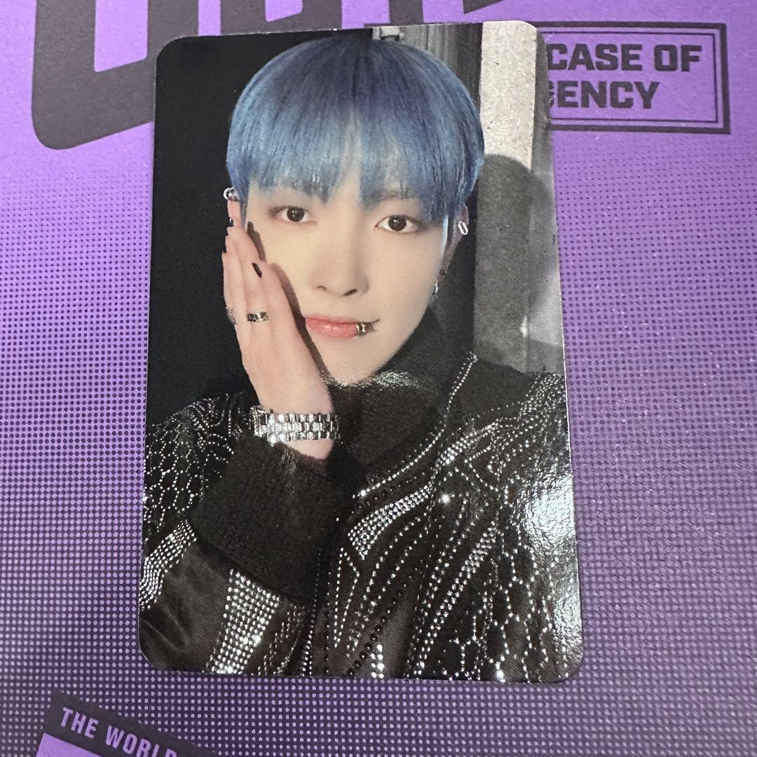 ATEEZ THE WORLD EP.2 : OUTLAW Mini Record 2.0 ON / OFF line Limited Photo  Card 8