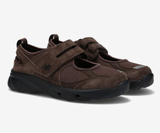 New Balance Breeze Womens Mary Jane Sneakers Brown SD2203BR