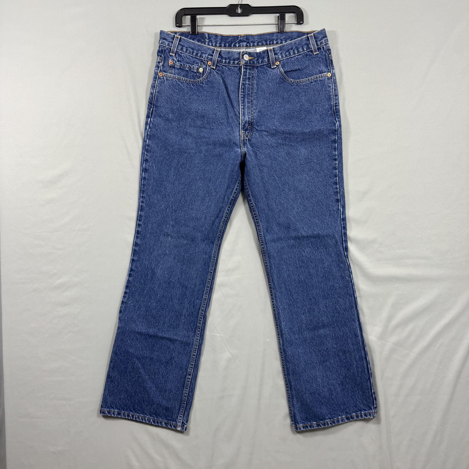 Levis 517 Jeans Mens 36x31 Blue Denim Boot Cut 5 Pocket Zip Fly Medium Wash
