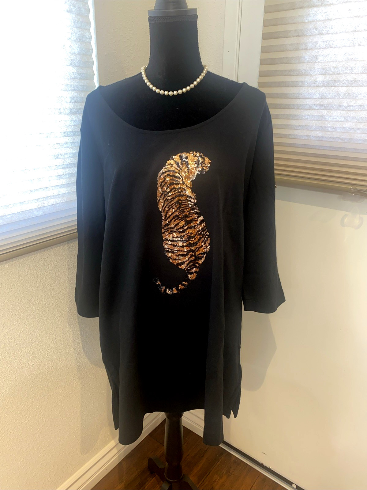 Joan Vass Black Sequins Tiger Tunic Size 1X NWT MSRP $270