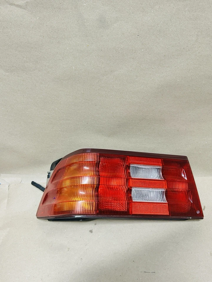 99-02 Luz trasera izquierda lado conductor mercedes r129 sl500 sl600 luz trasera lámpara Foto 2 de 4