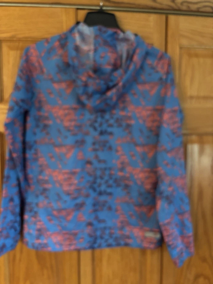 Aasics Blue/Coral Patterned Hooded Running Windbreaker Jacket • Small - Image 3 of 4