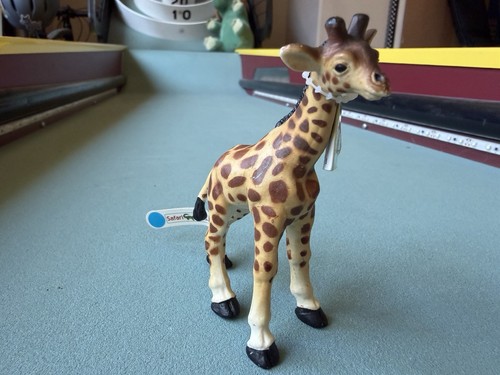 Safari Ltd 1996 Walking Giraffe Calf Figure Baby Wildlife Toy Figurine W/ Tag