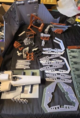 BATTLESTAR Galactica Studio Scale Ultimate Viper Mk 1 W Hanger And Launch Rail - Picture 7 of 12