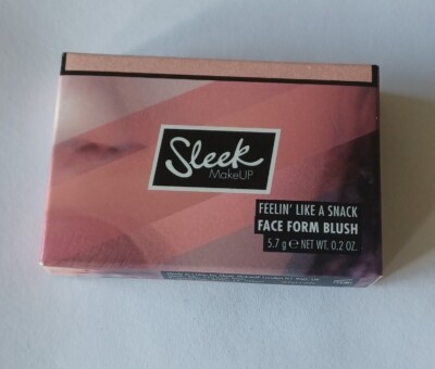 Sleek MakeUp FEELING' LIKE A SNACK FACE FORM BLUSH.