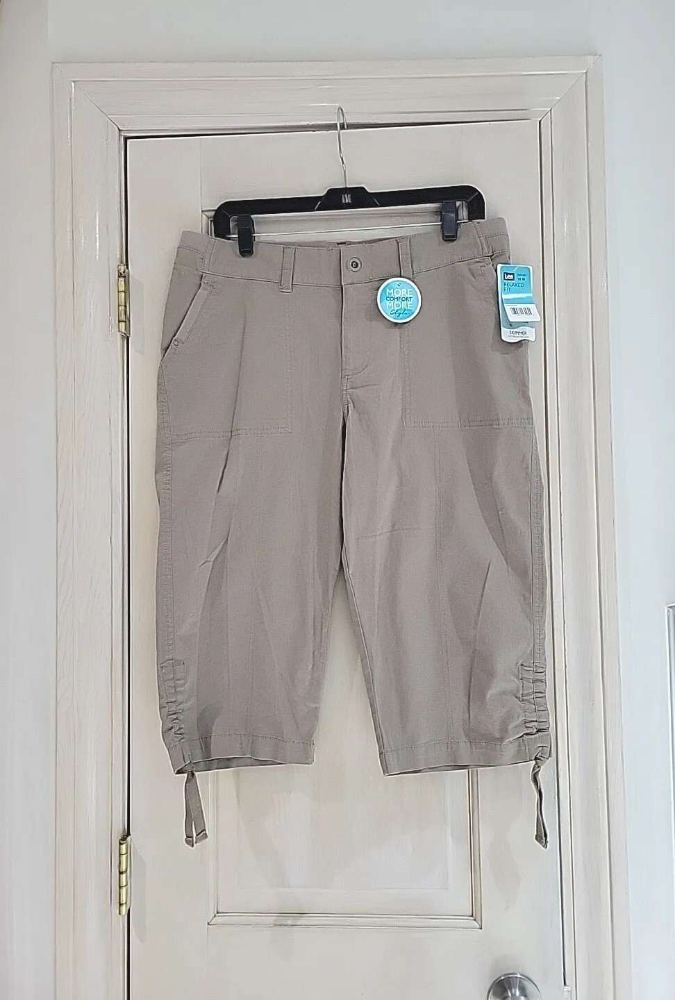 New Lee Relaxed Fit Skimmer Pant Capris Cropped Beige Pants Womens Sz