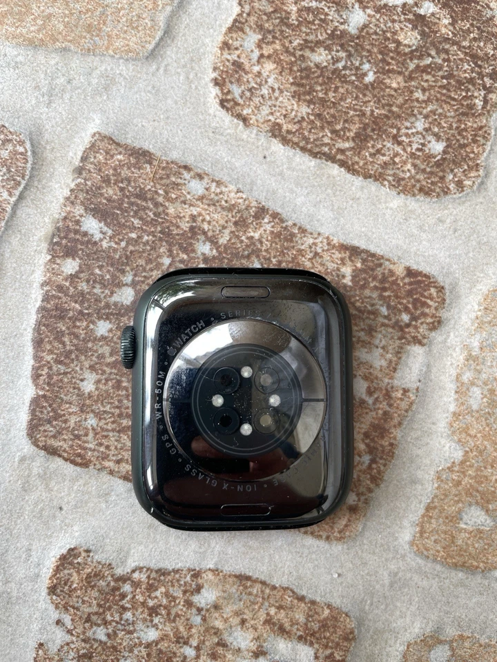 Apple Watch Series 7 GPS 45mm Cassa di Alluminio, Verde, Green - Immagine 2 di 4