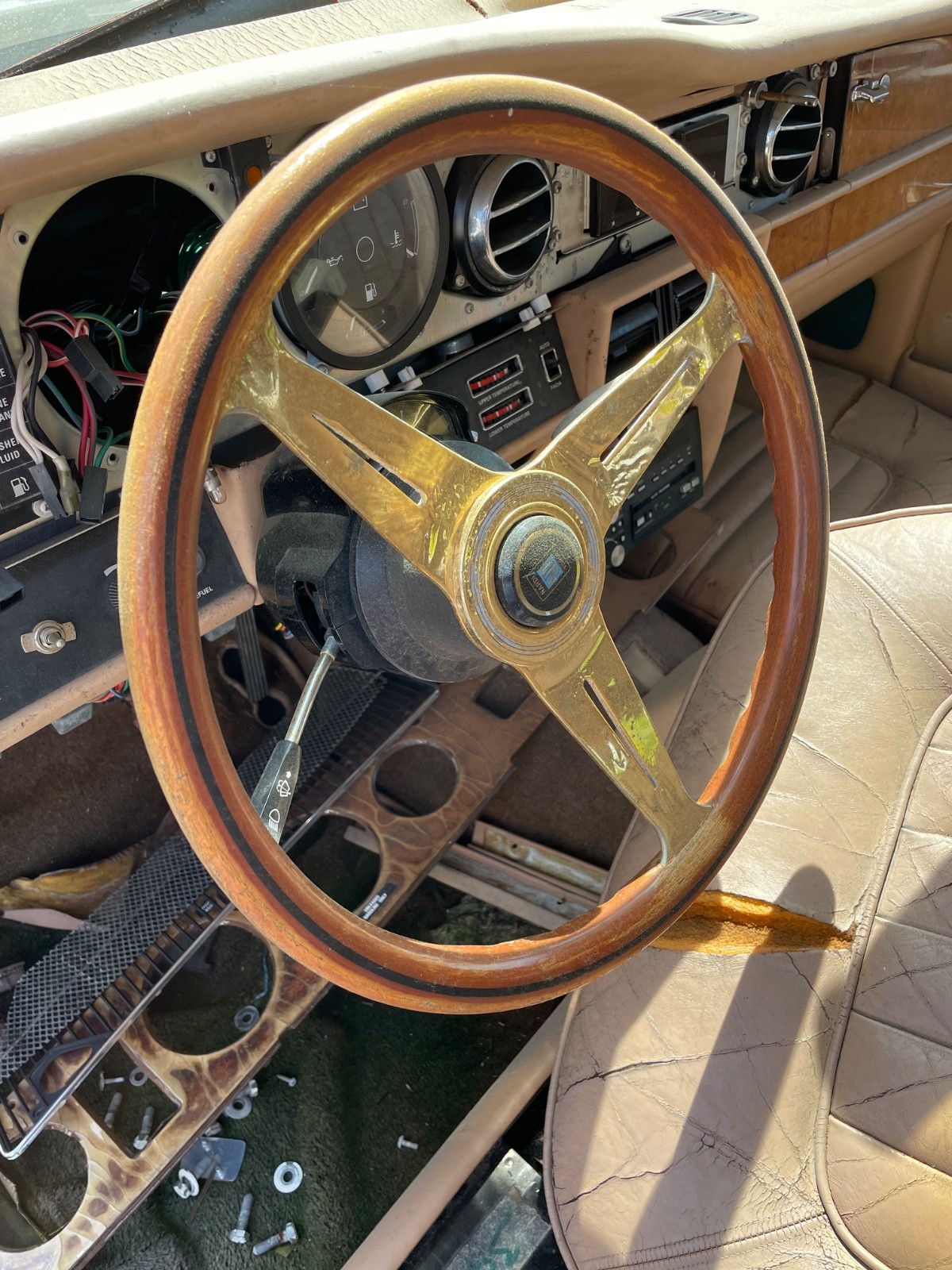 ROLLS ROYCE SILVER CLOUD BENTLEY SWITCH. LARGEST 1946-1965 INVENTORY ON EARTH