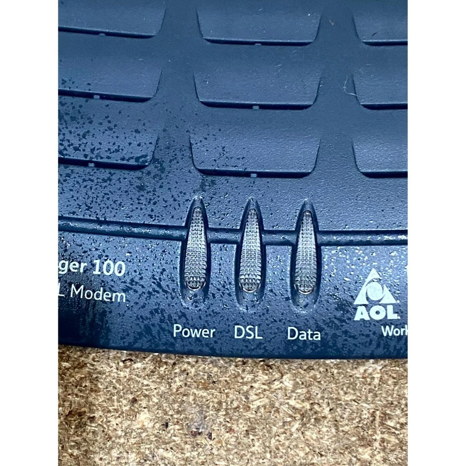 BT Voyager 100 011596 USB Powered ADSL Broadband Modem Grey Compact - Image 3 of 4