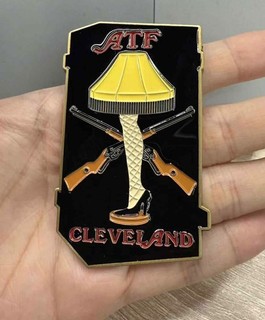 ATF CLEVELAND THE LEG LAMP AWARD MONEDA DESAFÍO FRÁGIL