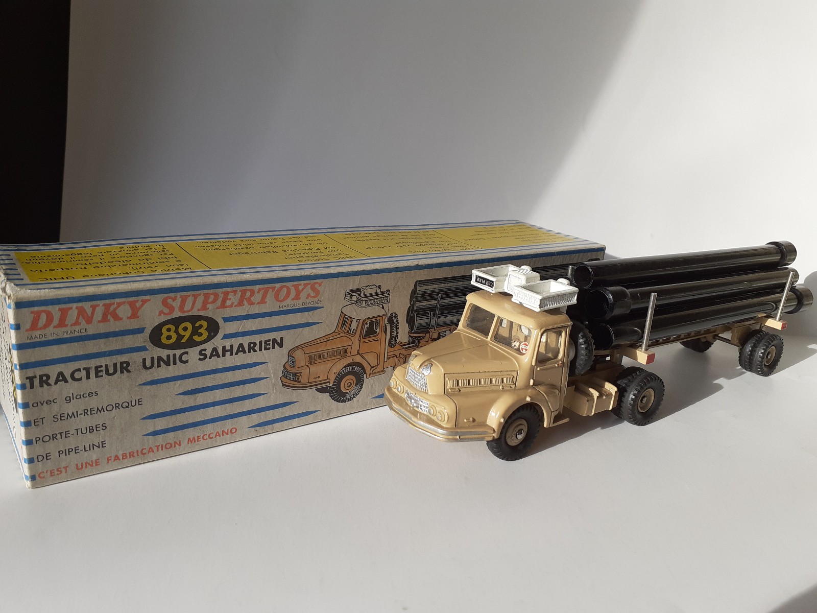 Dinky Toys UNIC Saharien – Citerne Originale 1960 – Tube Noir – 1/43 – État D'occasion
