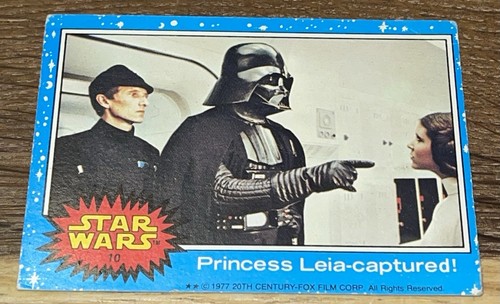 1977 Topps Star Wars #10 Princess Leia - captured! — Raw