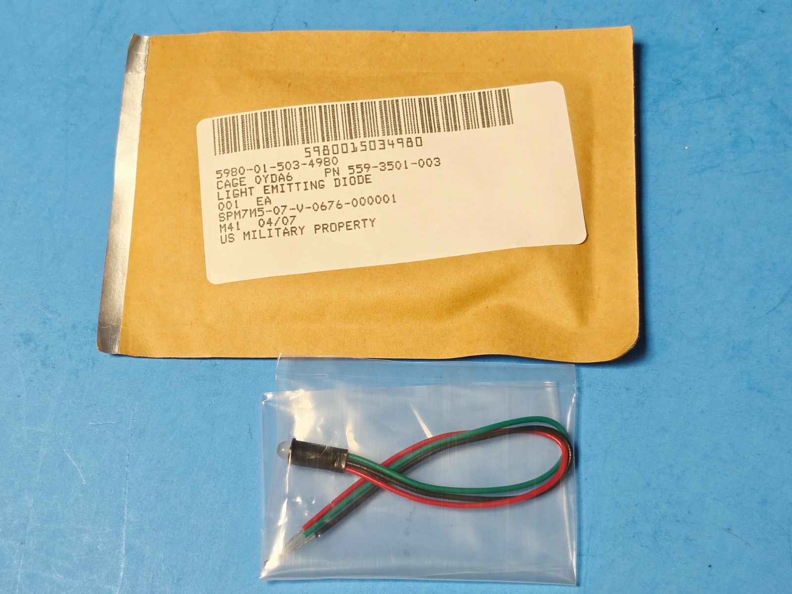10pcs- LED Panel Mount Indicator, 559-3501-003, Dialight, Bi-Color Green/Red