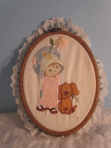 2 Vtg wall decor Picture HANDMADE LITTLE GIRL W/PUPPY DOG HOLLY HOBBIE 7X6" - Picture 4 of 5