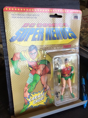 DC COMICS SUPERHÉROES KARATE CHOP ROBIN TOY BIZ 1989 NOC - Imagen 3 de 3
