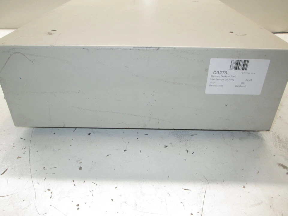 Compaq Deskpro 2000 Intel Pentium 200MHz 64MB NO HDD - Image 2 of 4