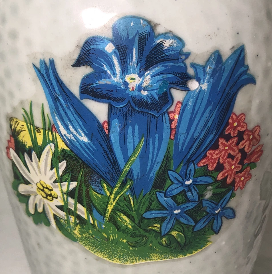 "Jarra de cerámica alemana con vaso de chupito Hemmeter Enzian Munich 7"""  Foto 2 de 4