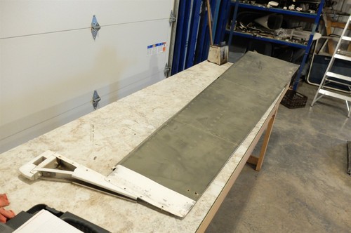 Cessna 310 A U-3A left side elevator 0832000-3