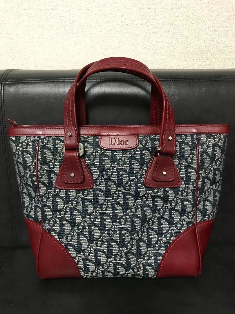 Sac fourre tout trotteur Christian Dior en bon état