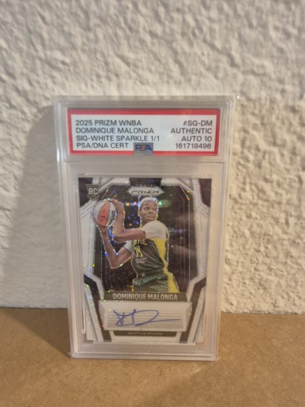 25 WNBA Panini Prizm Dominique Malonga White SPARKLE AUTO 1/1  PSA Auth Auto 10