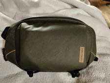 PGYTECH OneGo Solo V2 Crossbody Camera Sling Bag (4L) - Moss Green - Excellent