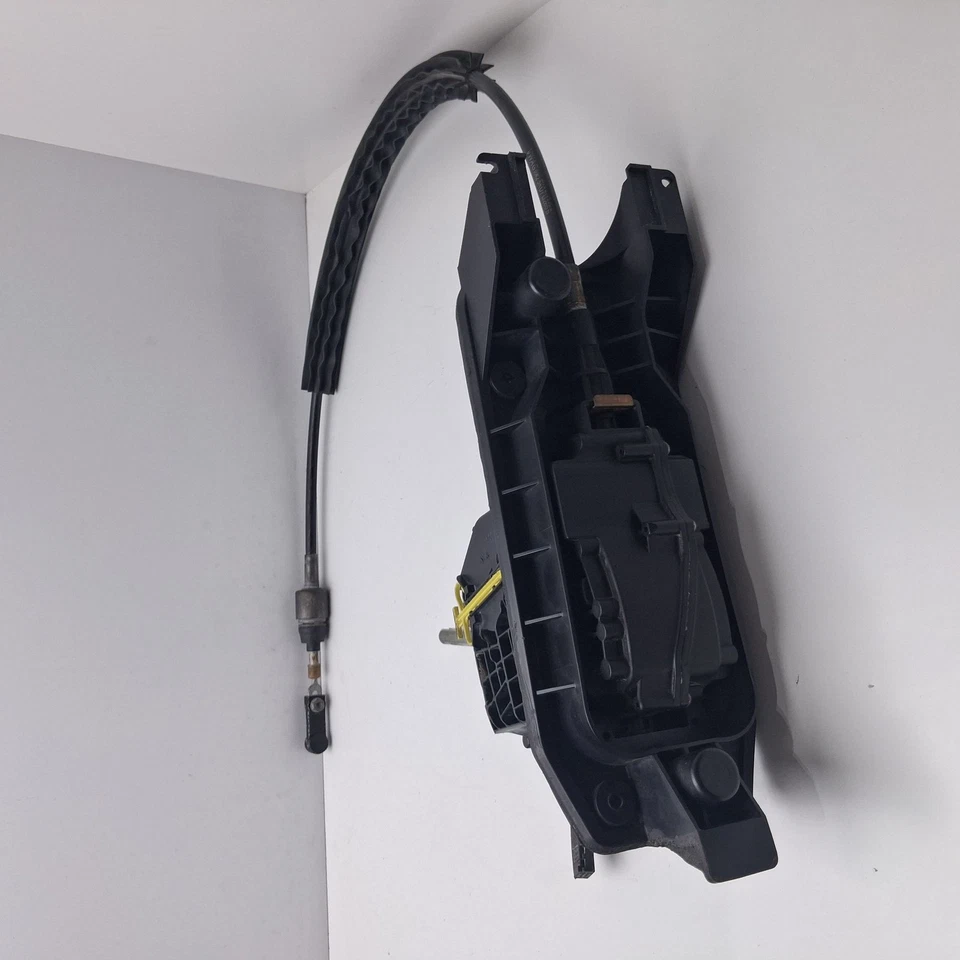 Volkswagen Jetta 2008-2016 palanca de cambios automática 7 velocidades 5K2713025AE Foto 4 de 4