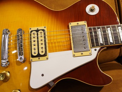 J05 ☆ Greco グレコ エレキギター 音出し確認済 現状品