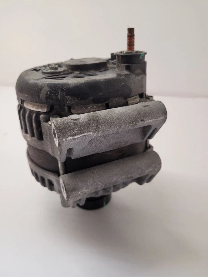  2015 - 2022 JEEP CHEROKEE  Alternator 180 Amp  - Image 3 of 4