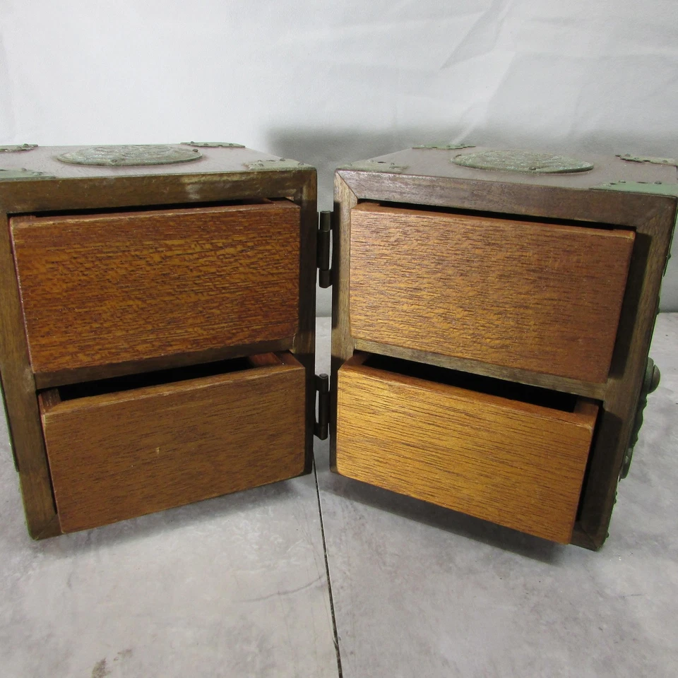 Vintage Chinese Hinged Jewelry Chest 4 Drawer Box Wood Brass Hardware Red Felt - Image 2 of 4
