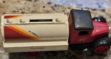 Ertl 1931 Hawkeye Flying J Tanker Truck Bank 1/34 Scale 19147 1995
