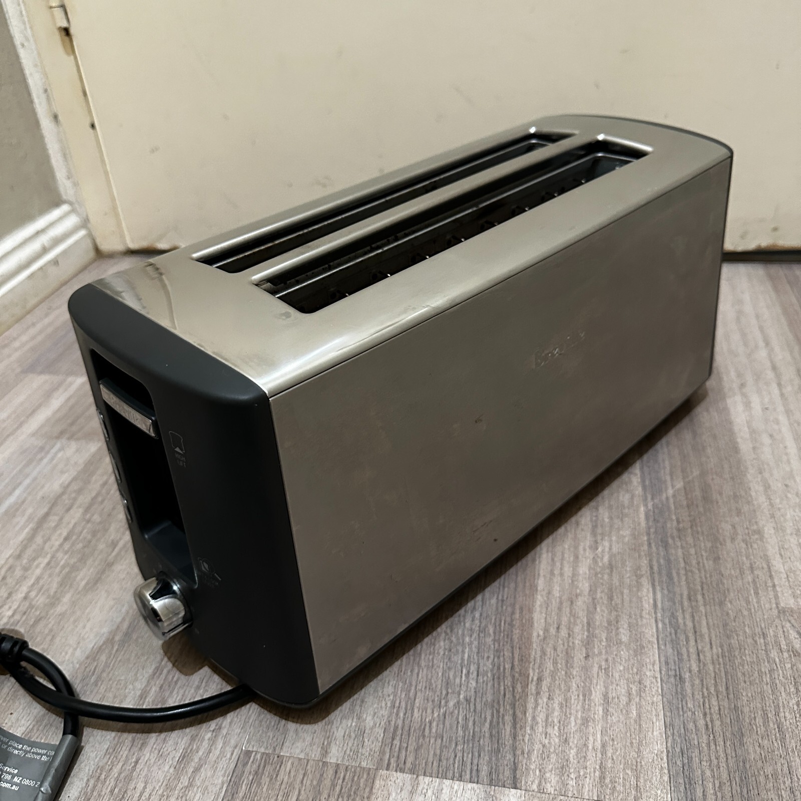 BREVILLE BTA440 A BIT MORE 4 SLICE BREAD BAGEL TOASTER eBay