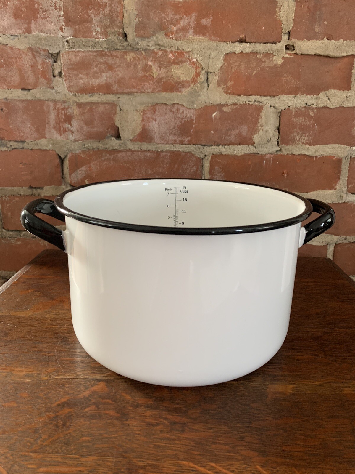 Vintage Vollrath Ware White Enamel Black Trim stock pot 15 cup Camping