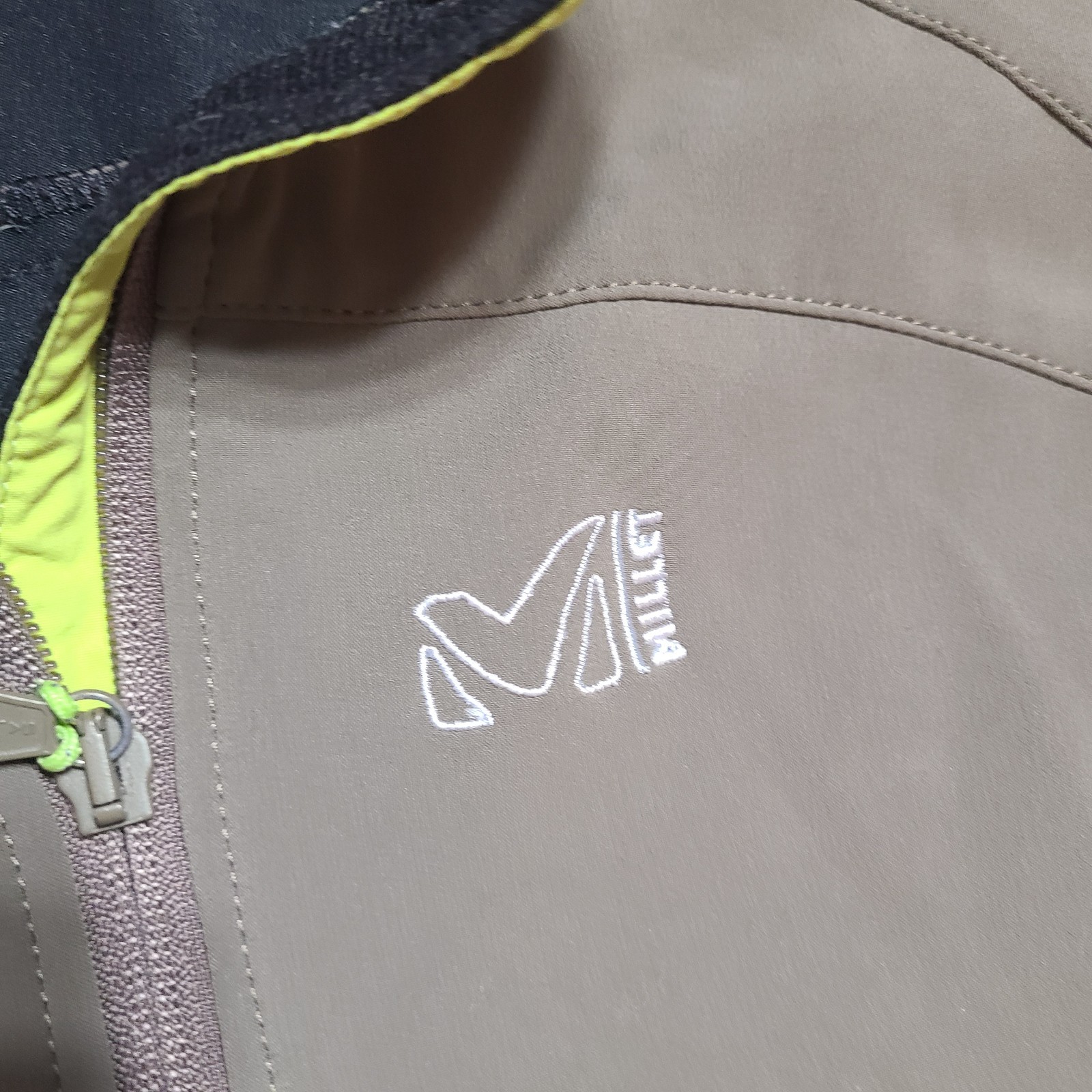 Millet Soft Shell Lined Windstopper Full Zip Shie… - image 3