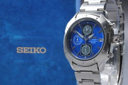 Read [Vintage] SEIKO Chronograph V657-9060 Blue Quartz Men's Watch From JAPAN