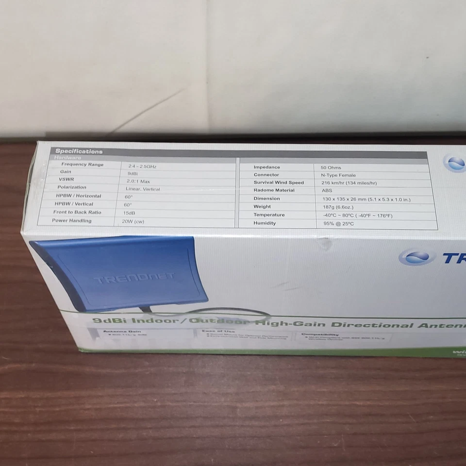 TRENDnet 9dBi Indoor/Outdoor Directional Antenna TEW-AO09D (Blue) - Image 2 of 4