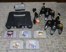 Nintendo 64 / N64 System Console Bundle w/ 5 Games Mario w/ 2 Controllers