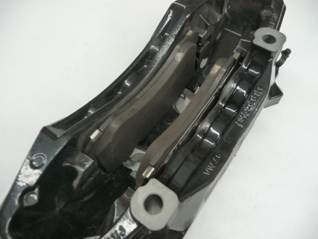 2016-2020 Bentley Bentayga Front Right Passenger Brake Caliper 4M0615106GA OE A1