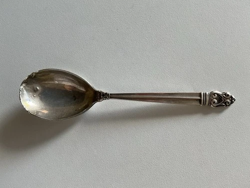 International Sterling Royal Danish Sterling Silver Spoon 36g – Scrap or Repair