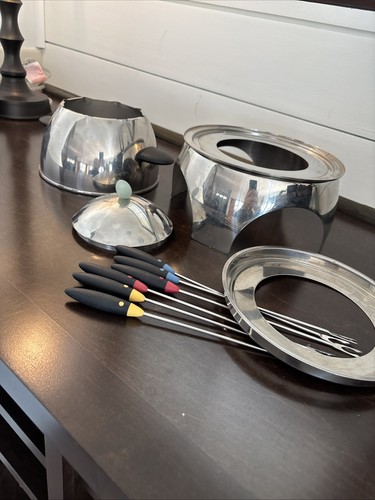 Michael Graves Vintage Atomic Fondue Pot 6 Forks 