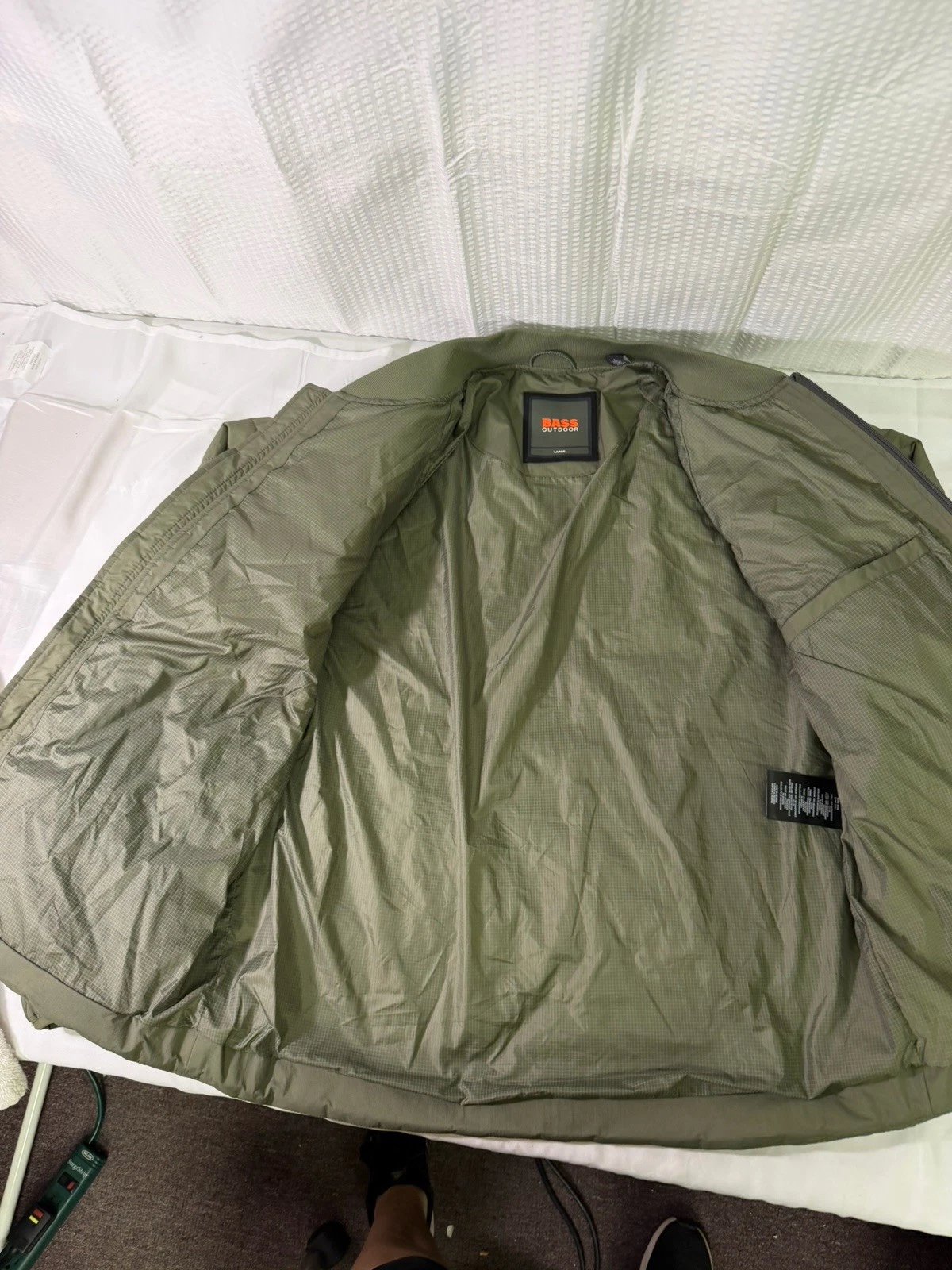 Bass & Co men’s Large Green Jacket.  NWT.  VT-1423 image 3