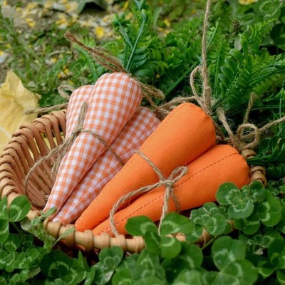 3x Ostern Karotten Deko Ostern Karotten Ornamente Spielzeug Karotten für Garten