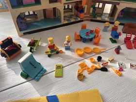 Authentic LEGO The Simpsons House 71006 &ndash; Used w/ Box & Minifigures 